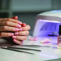 Co ile uzupełniać paznokcie żelowe? Kluczowe zasady i terminy