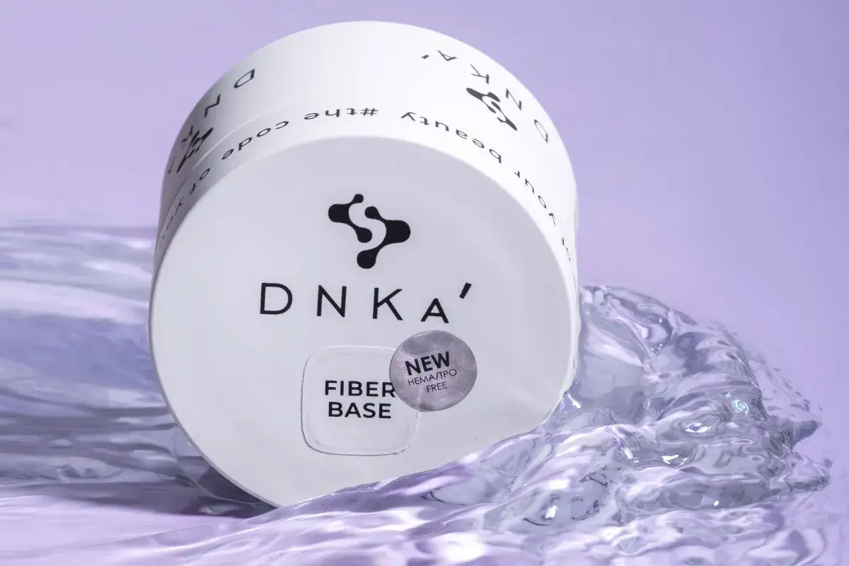 Baza pod żel DNKA Fiber Base w wodzie. Nowość HEMA/TPO FREE.